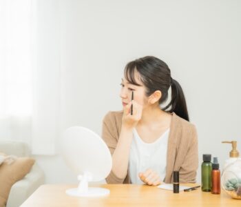 メイク中