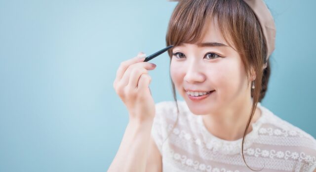 女性